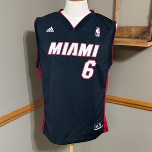 Adidas Miami Heat LeBron James #6 Black and Red Jersey size large